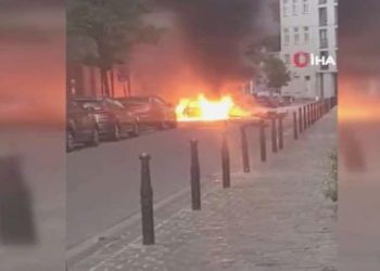 Brüksel’de polis teyakkuzda