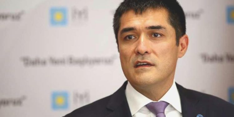 Buğra Kavuncu kimdir, nereli, kaç yaşında? YETERLİ Parti Teşkilat Lideri Buğra Kavuncu hangi partilerde misyon yaptı?