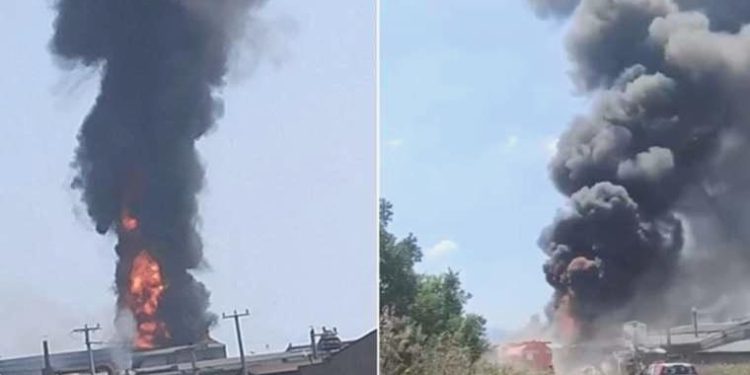 Bursa’da kimyasal unsurların de bulunduğu işletmede büyük yangın: 2 yaralı