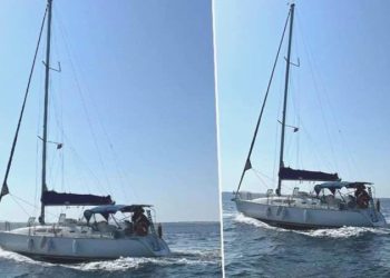 Çanakkale açıklarında rotası İtalya olan teknede 48 kaçak göçmen yakalandı