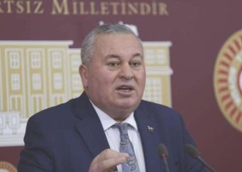 Cemal Enginyurt’tan DEVA ve Gelecek için çok konuşulacak kelamlar: ‘Herkes aklına başına alıp CHP’ye teşekkür etmeli’