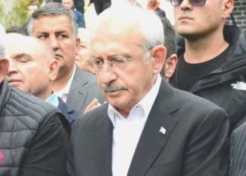 CHP Genel Lideri Kılıçdaroğlu, dayısının cenaze merasimine katıldı