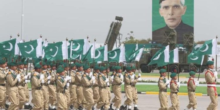 Çin’den, Pakistan ordusuna övgü: İç istikrarın koruyucusu