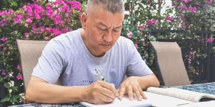 Çinli milyoner 27. sefer girdiği üniversite giriş imtihanını yeniden kazanamadı