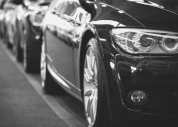 Döviz artışı araba fiyatlarını vurdu: Renault tek seferde 186 bin TL artırdı…