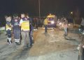 Düzce’de feci kaza… İçerisinde 11 kişinin bulunduğu hafif ticari araç ile araba çarpıştı: 2 meyyit, 11 yaralı
