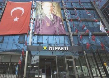 DÜZGÜN Parti’de örgütler ‘AKP’yi istiyor’
