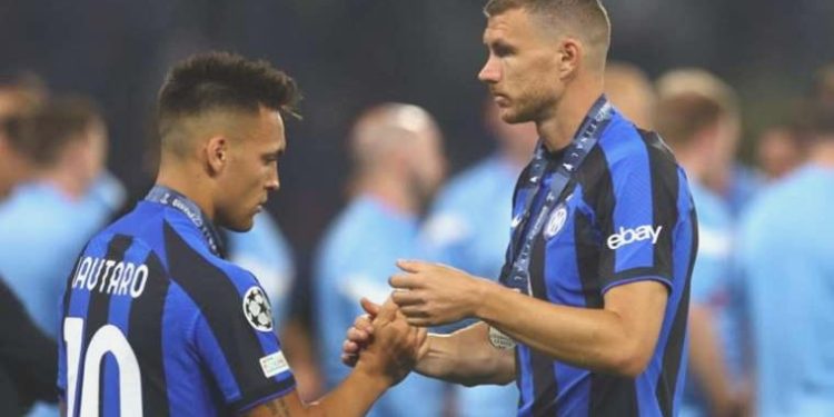 Edin Dzeko adım adım Fenerbahçe’ye!