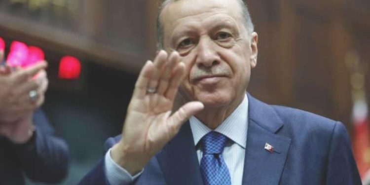 Erdoğan, 17 bakanlığa 68 bakan yardımcısı atadı: Her bakanlığa bir AKP’li