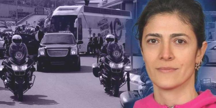 Erdoğan’ın konvoyuna yumurta attığı tez edilmişti… Seçil öğretmene 9 yıl sonra hoş haber