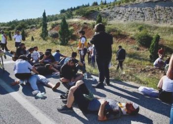 Eskişehir’de katliam üzere kaza: 35 kişi yaralandı!