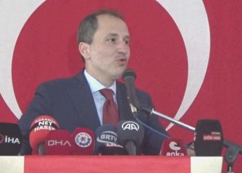 Evvel LGBT sonra medya: Fatih Erbakan’ın maksadında ‘evrim teorisi’ var!