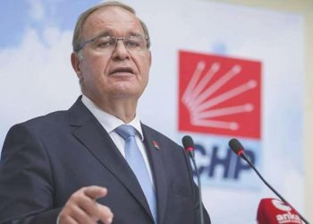 Faik Öztrak’tan üstü kapalı ‘Ekrem İmamoğlu’ iletisi: ‘Kurultaya kadar belediye liderleri kendi işlerine yoğunlaşacak’