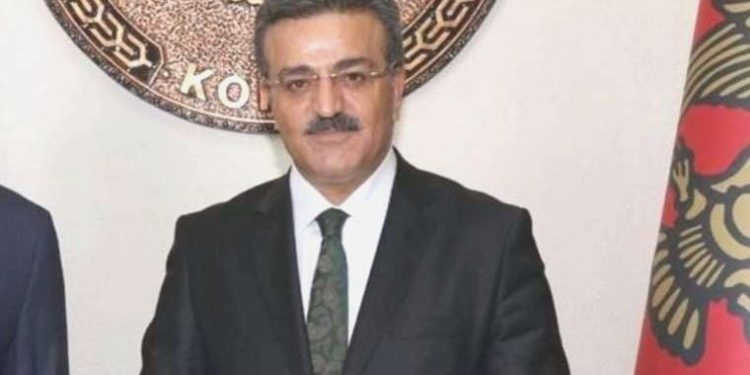 Faruk Özçelik kimdir? Yeni Çalışma ve Toplumsal Güvenlik Bakanlığı Bakan Yardımcısı Faruk Özçelik kaç yaşında, nereli?