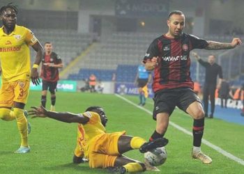 Fatih Karagümrük, Kerim Frei ile yollarını ayırdı