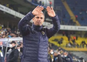 Fenerbahçe Teknik Yöneticisi İsmail Kartal’dan taraftara ileti