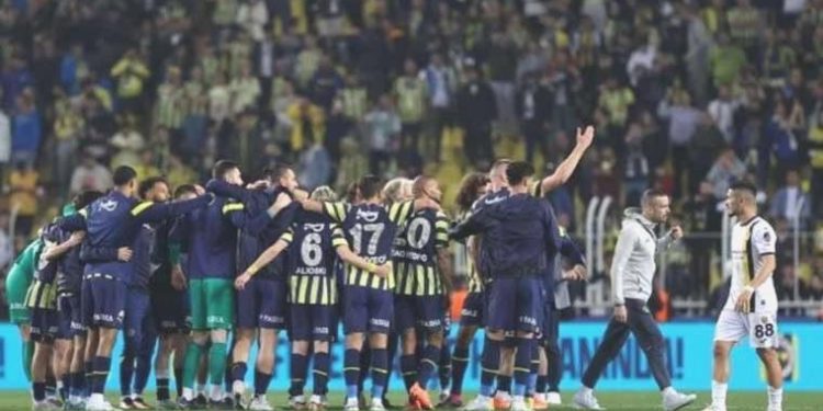 Fenerbahçe’nin hazırlık maçı programı açıklandı