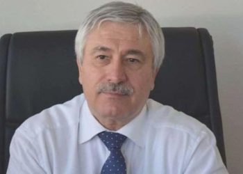 FETÖ’den aranan eski rektör, tedavi için gittiği hastanede yakalandı