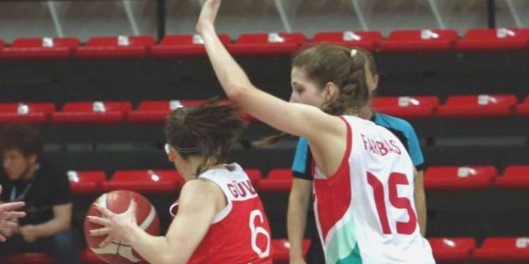FIBA 18 Yaş Altı Kızlar Avrupa Şampiyonası’nda Türkiye, Macaristan’a mağlup oldu