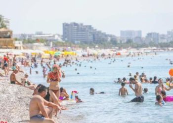 Fiyatlar arttı, tatil kısaldı