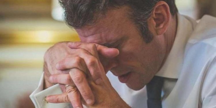 Fransa Cumhurbaşkanı Macron, ülkedeki olaylar nedeniyle Almanya ziyaretini erteledi