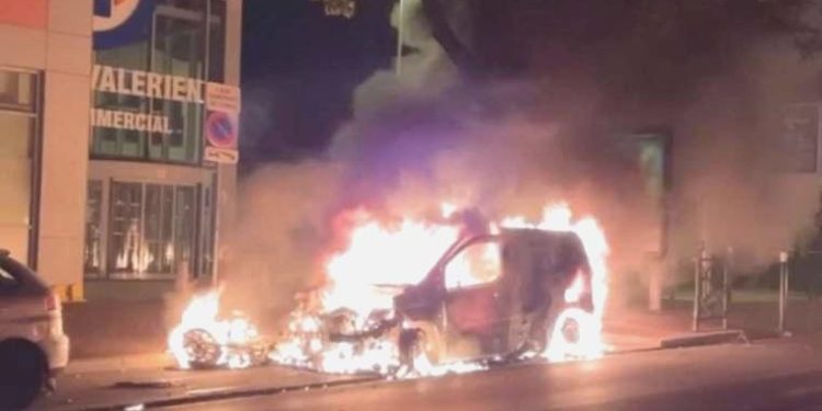 Fransa’da 17 yaşındaki şoförün vefatı sokakları karıştırdı