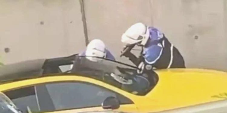 Fransa’da polisin öldürdüğü 17 yaşındaki genç defnedildi