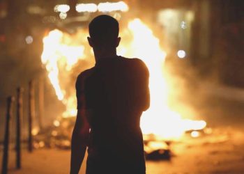 Fransa’daki isyanın art planı: ‘Bu çocukların kaybedecek bir şeyi yok’
