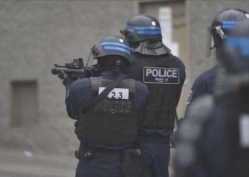 Fransa’daki protestolarda hafta sonu 1 kişinin plastik mermiyle öldürüldüğü açıklandı