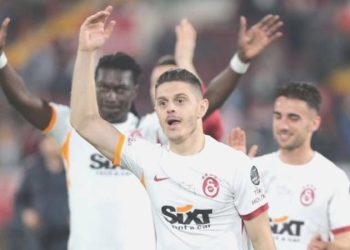 Galatasaray Milot Rashica için bonservis pazarlığında!
