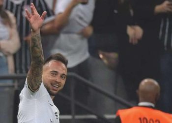 Galatasaray ve Fenerbahçe, Maycon için devrede!