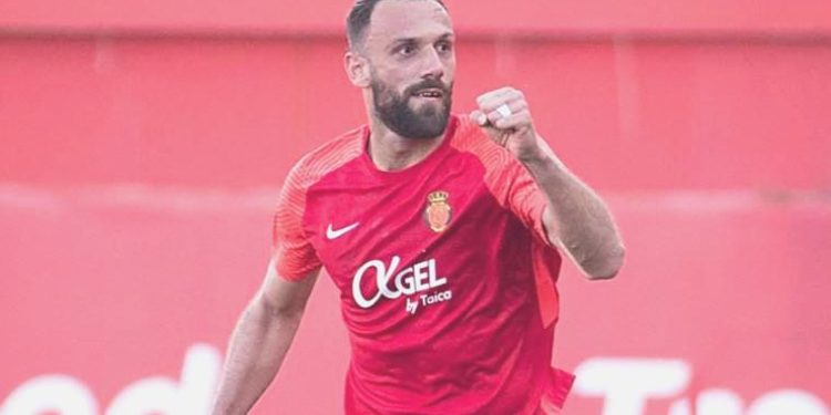 Galatasaray, Vedat Muriqi ile ilgileniyor