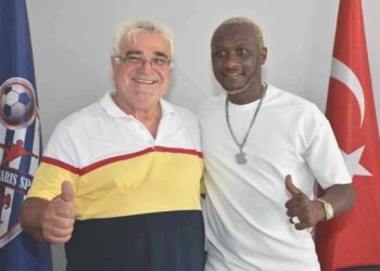 Gineli futbolcu Ibrahima Yattara’dan Sakarya’ya futbol okulu
