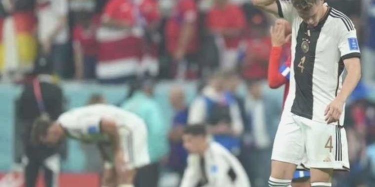 Halil Umut Meler yönetti, Almanya kaybetti!