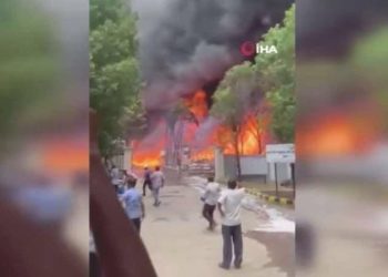 Hindistan’da ilaç fabrikasında yangın: 2 meyyit