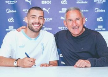 Hırvat futbolcu Mateo Kovacic yeni kadrosuna imzayı attı!