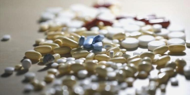 İnternetten yasa dışı ilaç satışı