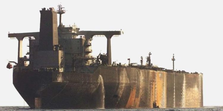 İran’dan ABD’ye rest: Petrol tankerine el koyma kararı çıkarttı