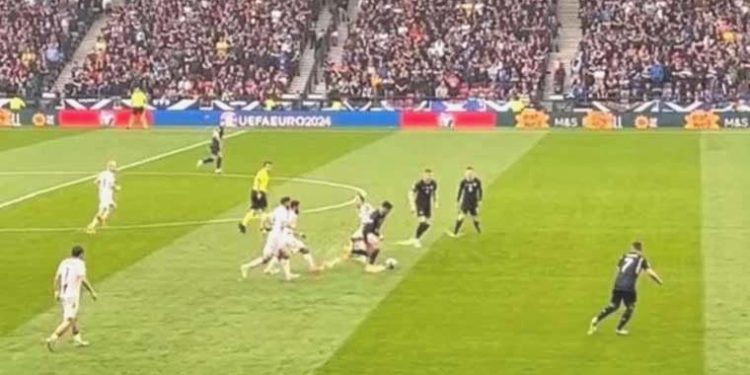 İskoçya- Gürcistan maçı yarıda kaldı!