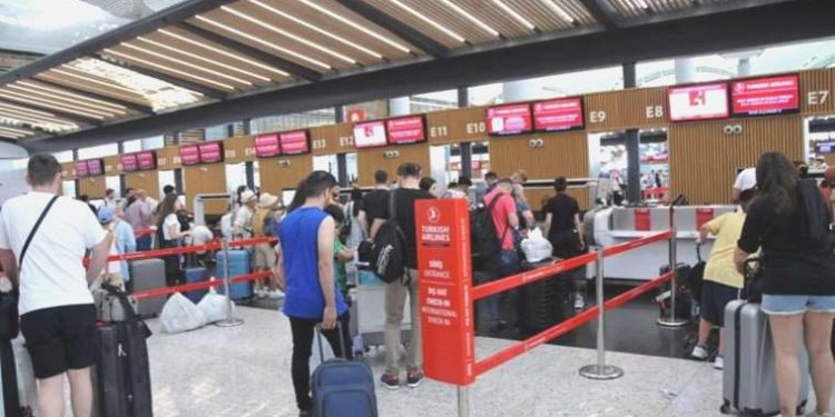 İstanbul Havalimanı’nda bayram tatili yoğunluğu!