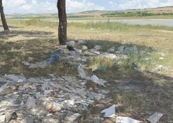 İstanbul’da tatilcilerden geriye çöp yığını kaldı