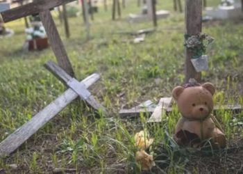 İtalya’da kürtajla alınan fetüslerin anne ismiyle gömülmesi ceza getirdi