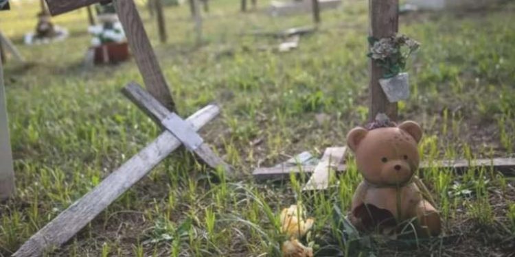 İtalya’da kürtajla alınan fetüslerin anne ismiyle gömülmesi ceza getirdi