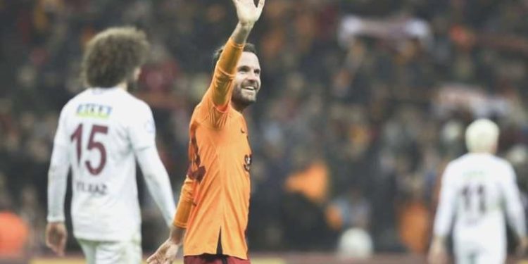Juan Mata, Galatasaray’a veda etti