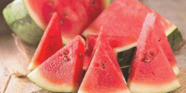 “Karpuz çekirdeği cilt rahatsızlıklarına âlâ geliyor”