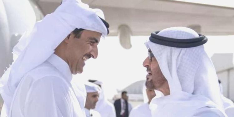 Katar ve BAE, 6 yıl sonra karşılıklı olarak büyükelçiliklerini tekrar açtı