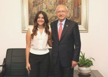 Kılıçdaroğlu, ABD’deki başarılı öğrenci Lara Özkan ile görüştü