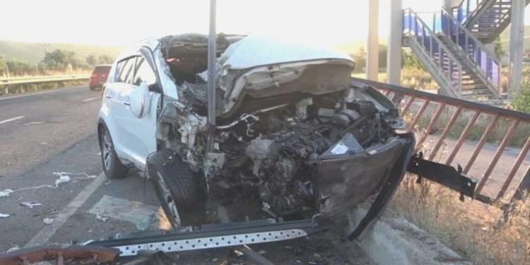 Kırıkkale’de bayram tatili yolunda feci kaza: 3 yaralı