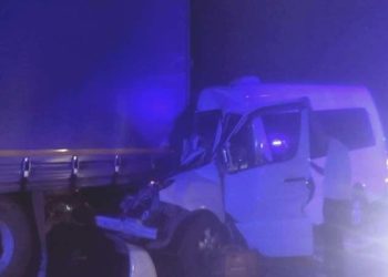 Kırkpınar güreşçilerini taşıyan minibüs tıra çarptı: 9 yaralı