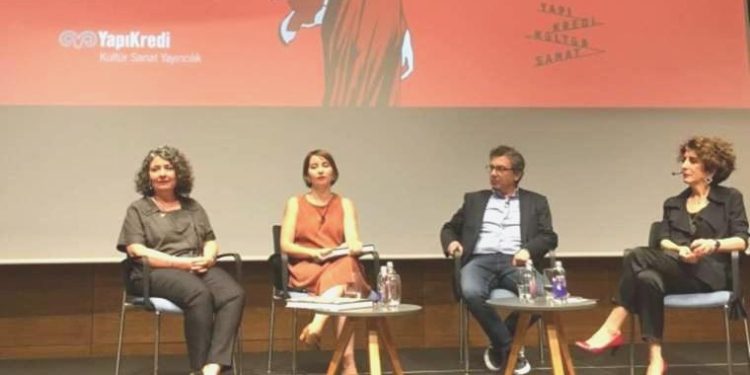 Kitabı ve sergiyi hazırlayanlarla ‘Cumhuriyet’in birinci yılı’